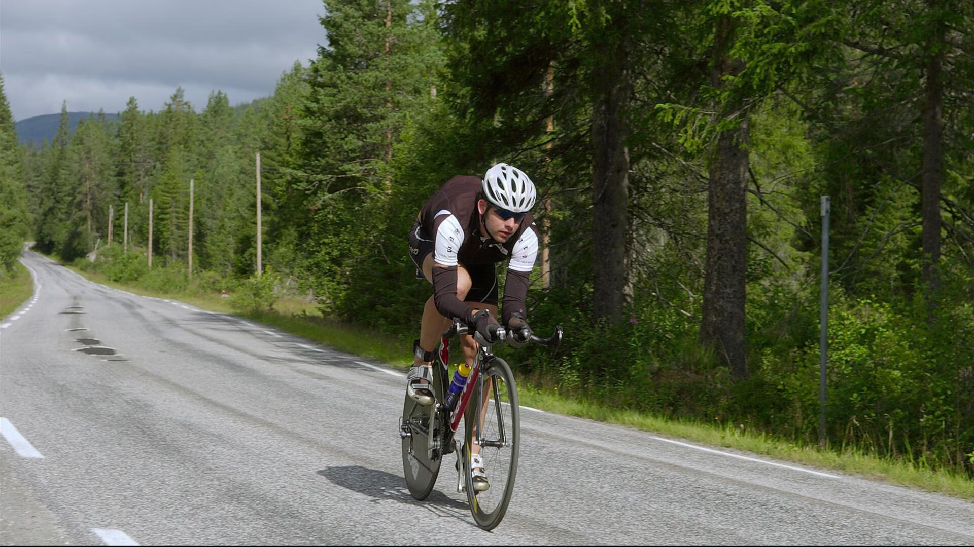 德甲球队高强度对抗期间体能衰减与失误关系研究，德甲身体对抗多吗